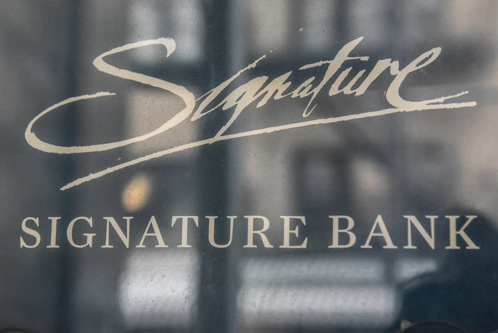 signature-bank
